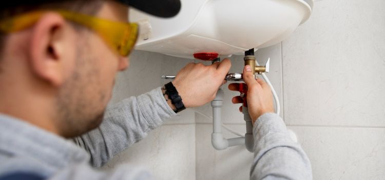 How to Flush And Clean a Water Heater